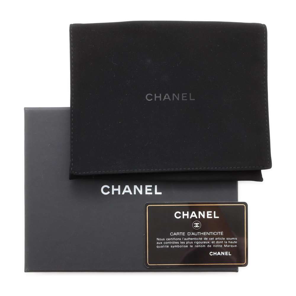CHANEL Mini Materasse Chain Shoulder White AP2629 Caviar Leather
