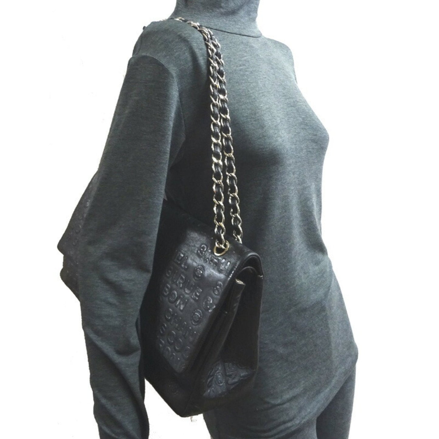 CHANEL Shoulder Bag