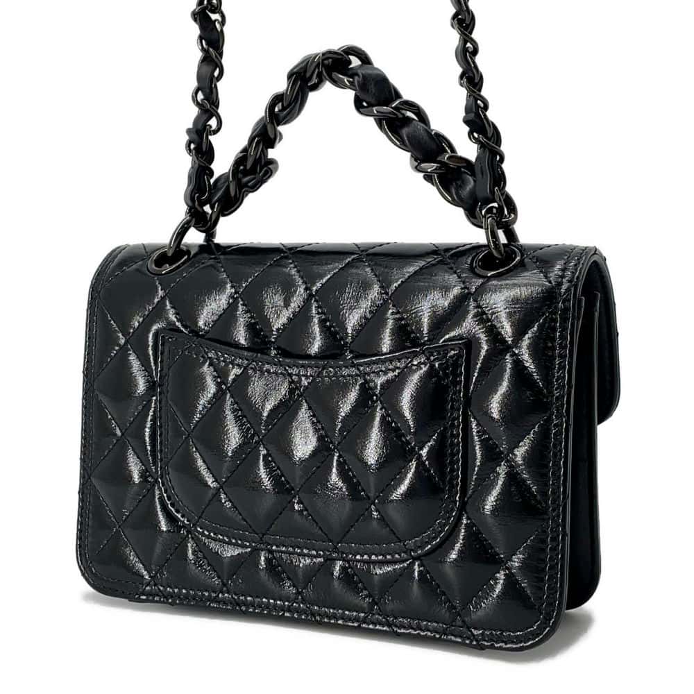 CHANEL Matelasse Shoulder Bag Black AS4051 Shiny Calf Leather Size 20