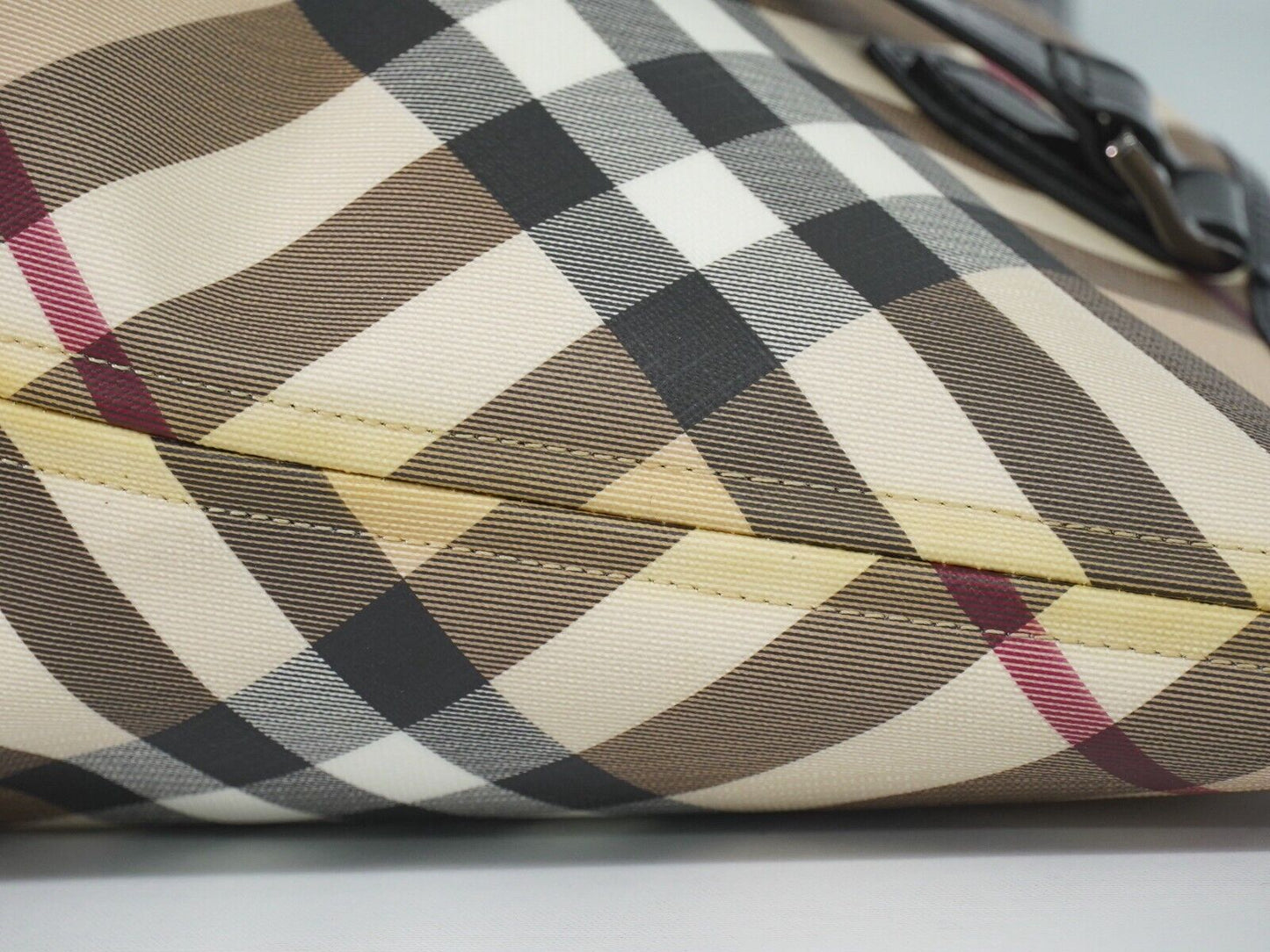 BURBERRY Nova Check Handbag