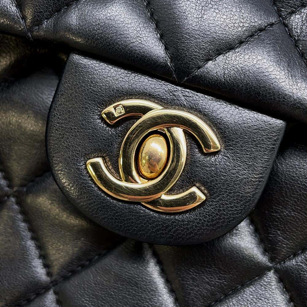 CHANEL Mini Matelasse Single Flap ChainShoulder Bag Black A01115 Lambskin
