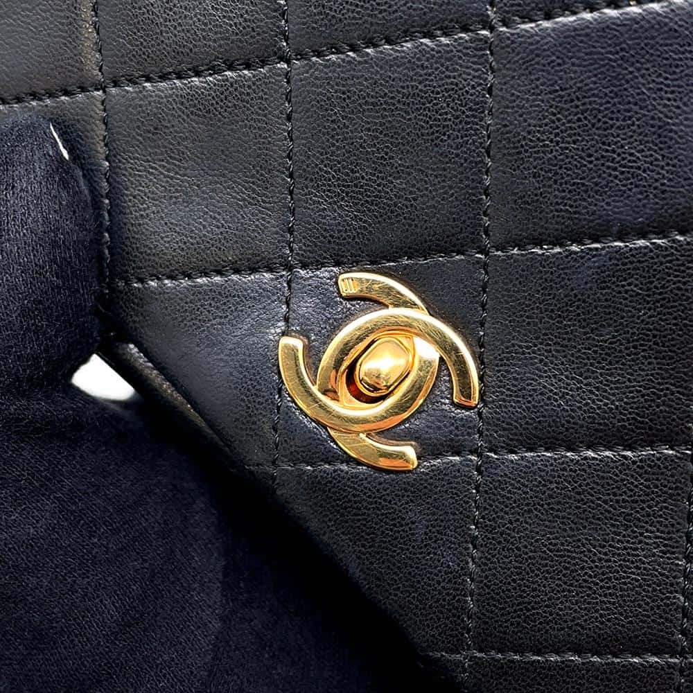 CHANEL Mini Matelasse ChainShoulder Bag Black A03571 Lambskin