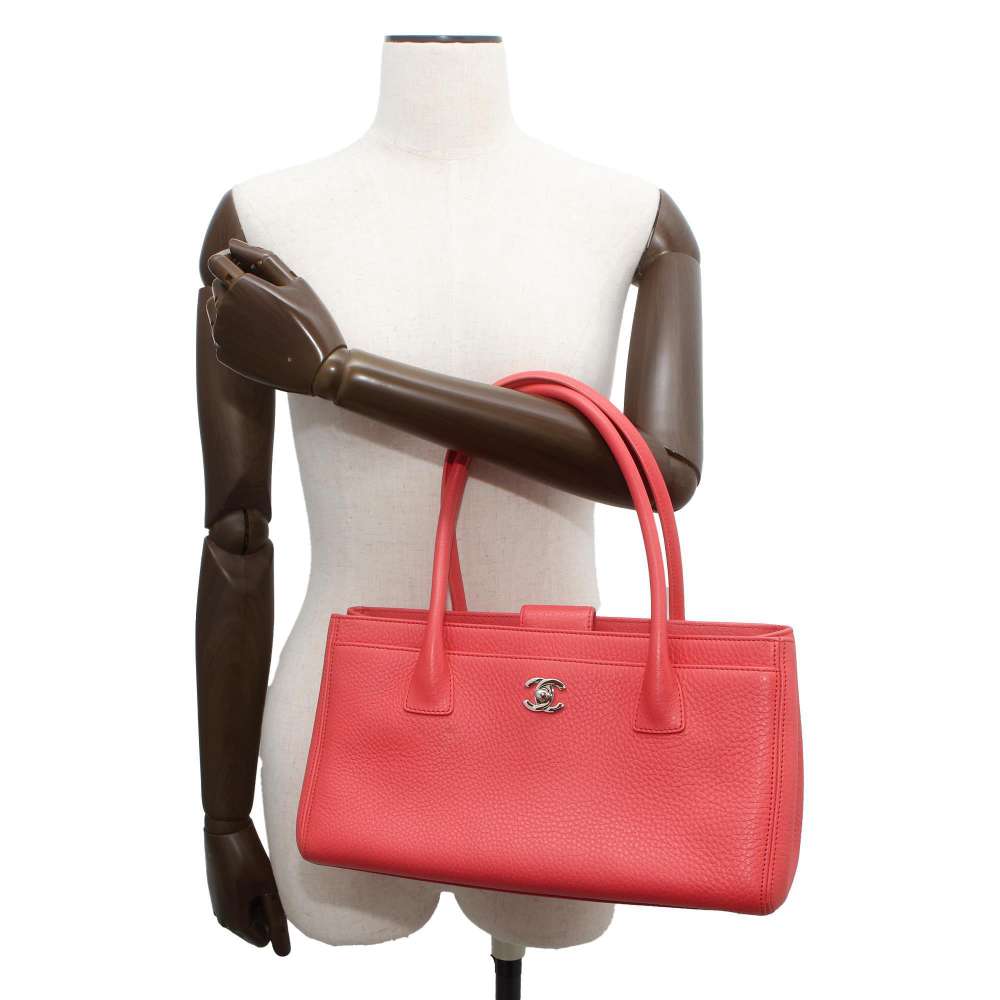 CHANEL Executive tote Pink A67282 Leather