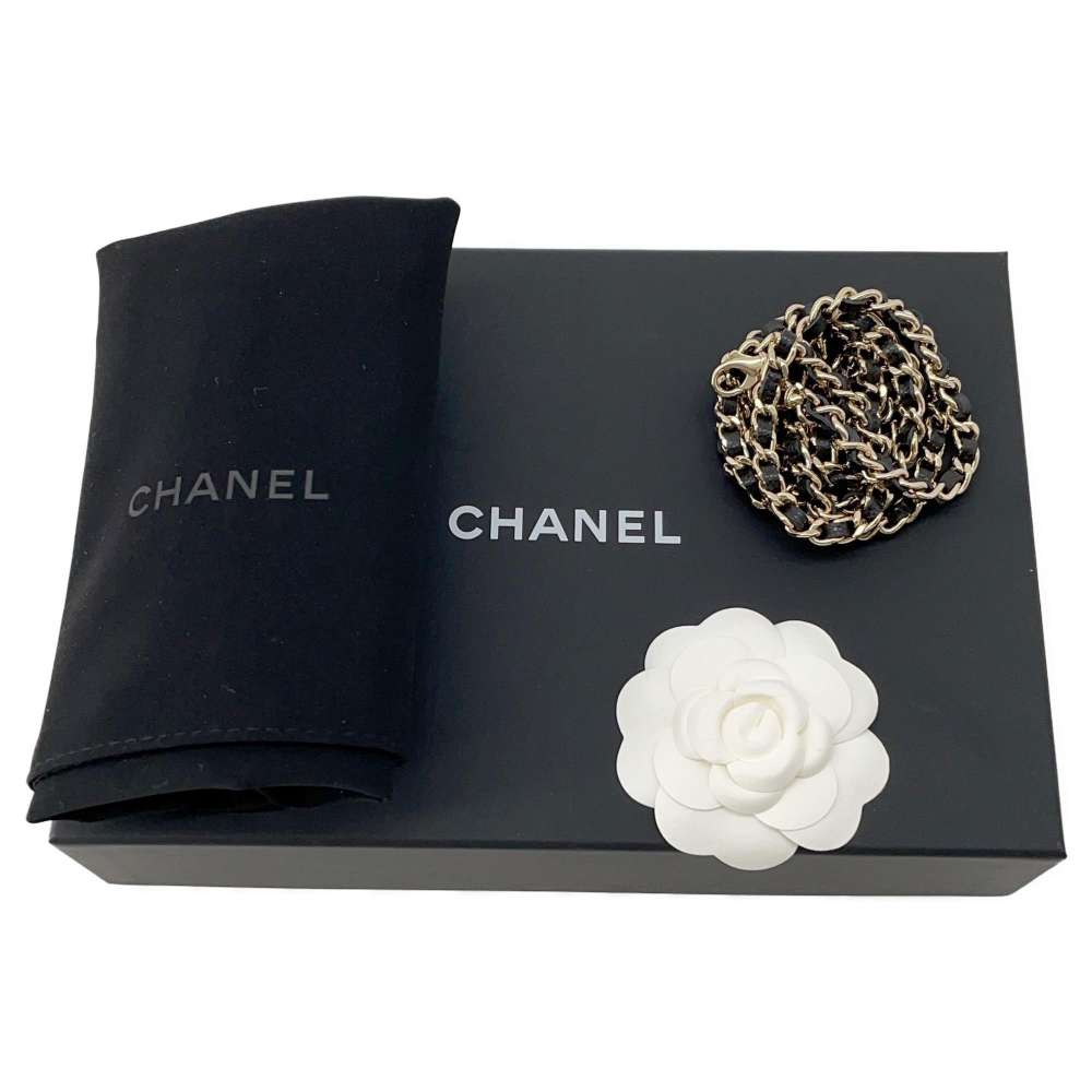 CHANEL Chain Wallet CC Logo Matelasse Phone Case Caviar Leather Black AP3876 Caviar Leather