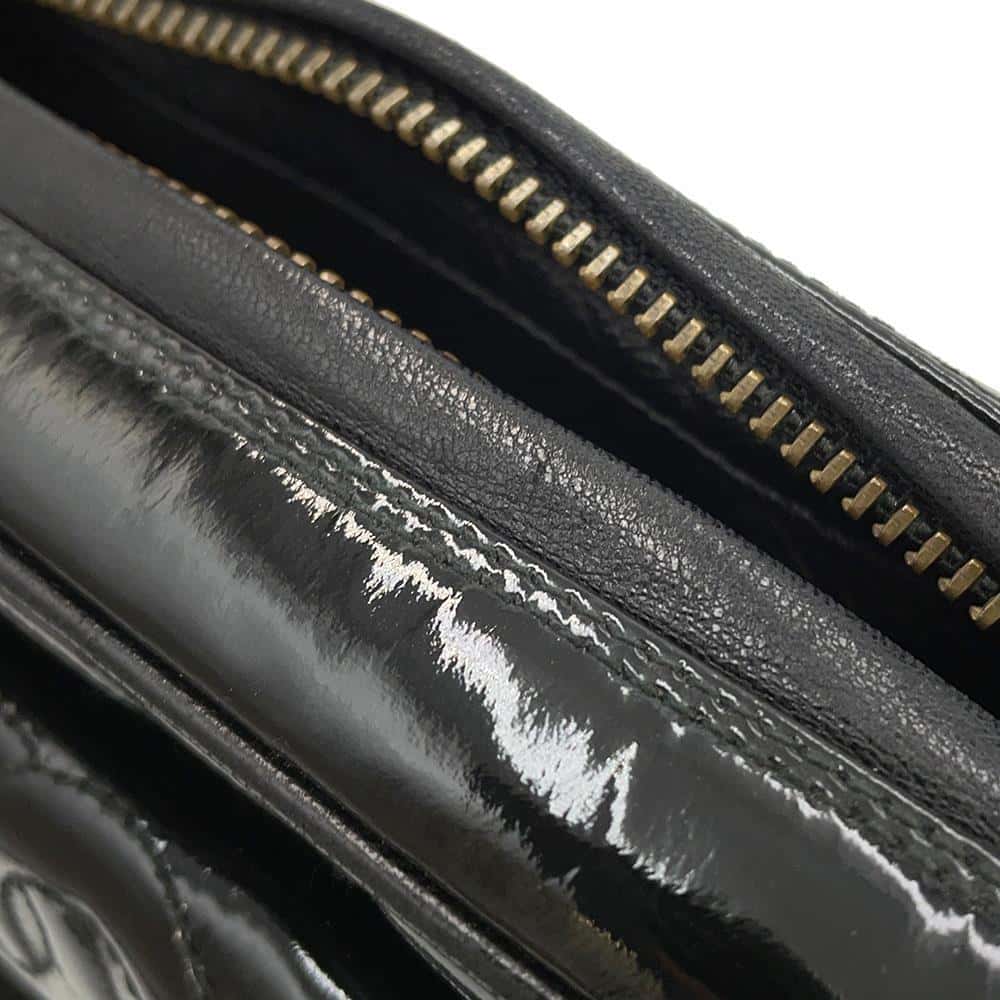 CHANEL Tassel ChainShoulder Bag Black Patent Leather Leather Size Mini
