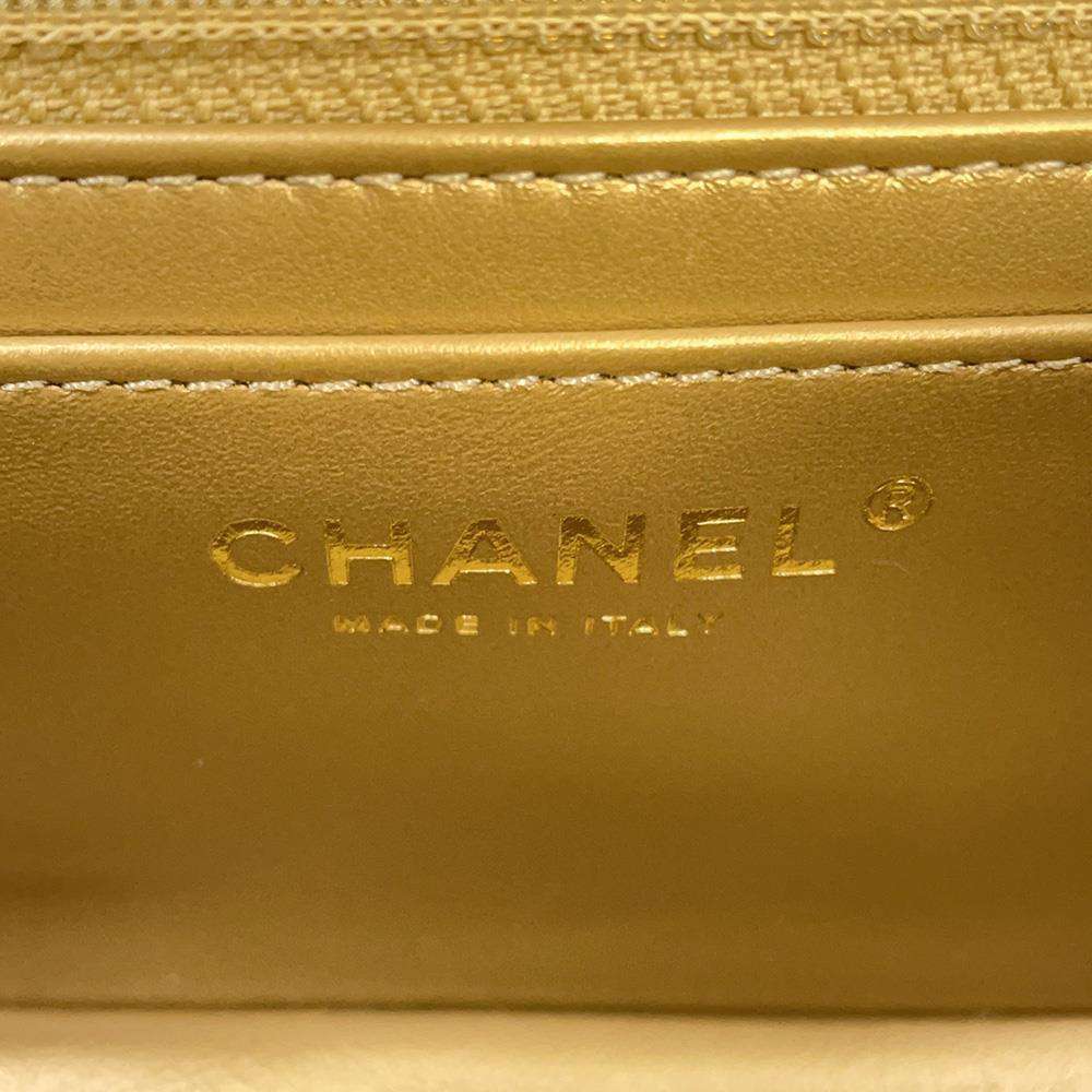 CHANEL Mini Matelasse Cocoball ChainShoulder Bag White AS1787 Lambskin Size 20