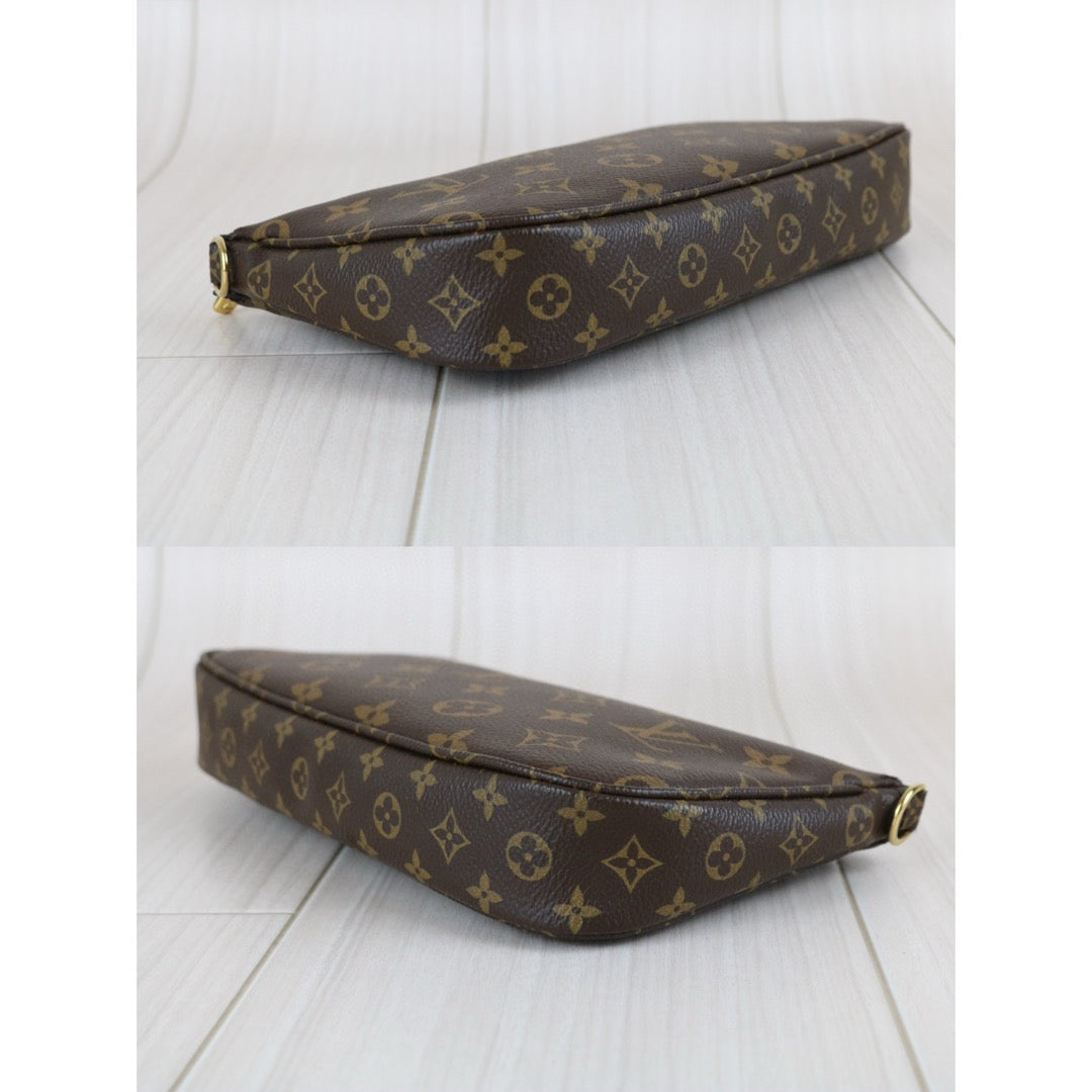 Very Good ( Rank A)｜ LV Monogram Multiti Pochette Accessoire｜S24120301