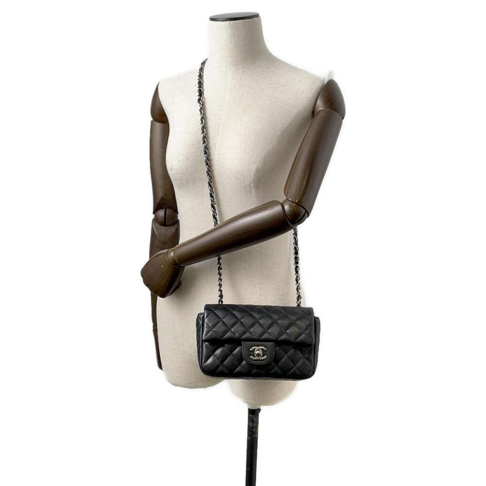 CHANEL Matelasse Single Flap ChainShoulder Bag Black A69900 Caviar Leather Size 20
