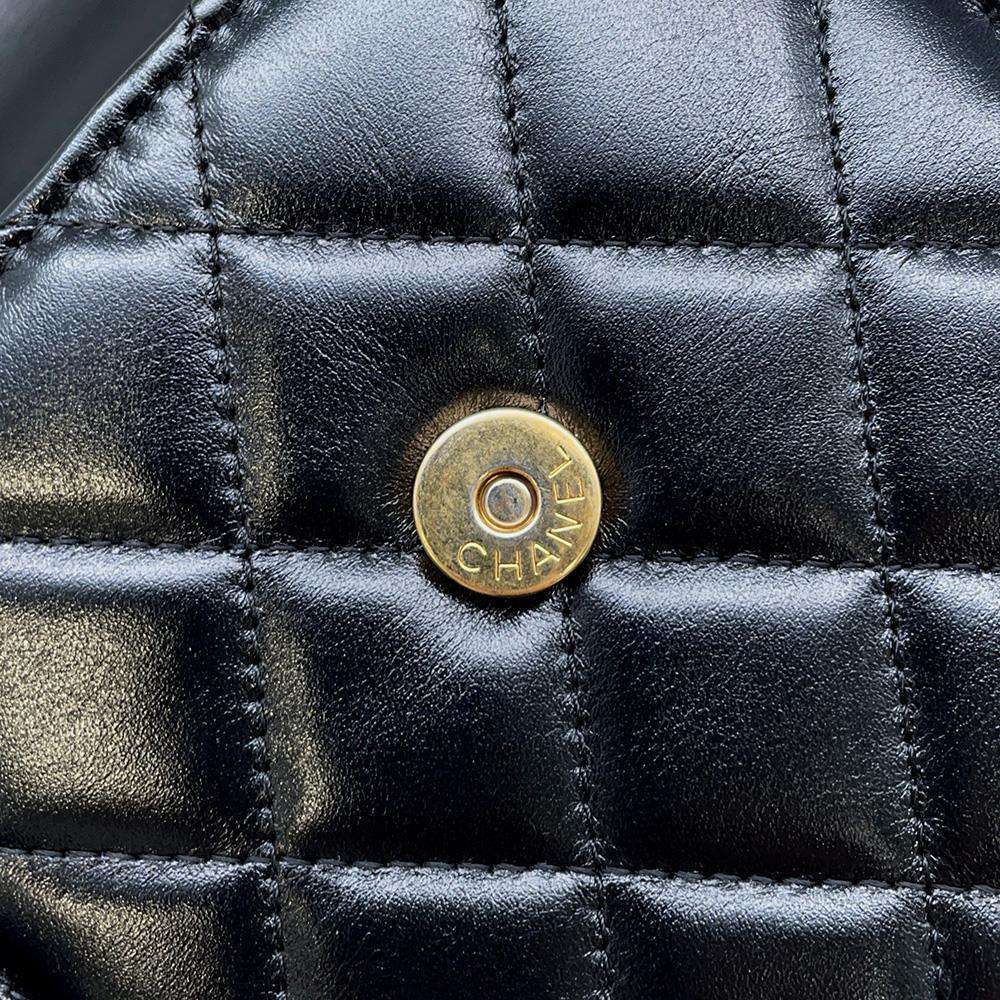 CHANEL Phone Folder Matelasse ChainShoulder Black AP2291 Shiny Calf Leather