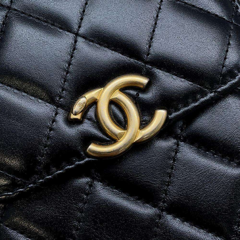 CHANEL Phone Folder Matelasse ChainShoulder Black AP2291 Shiny Calf Leather