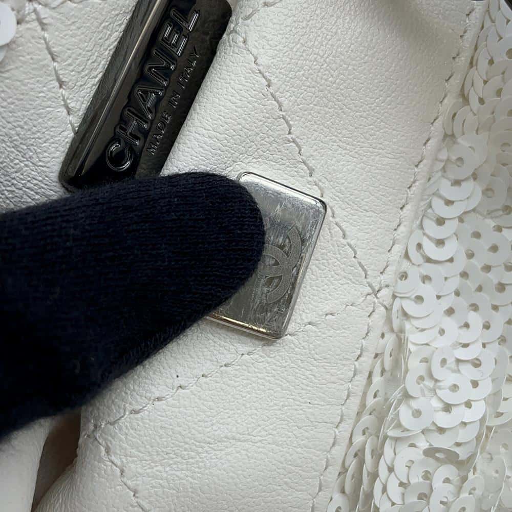 CHANEL Shopping bag White/Black AS4856 Sequins