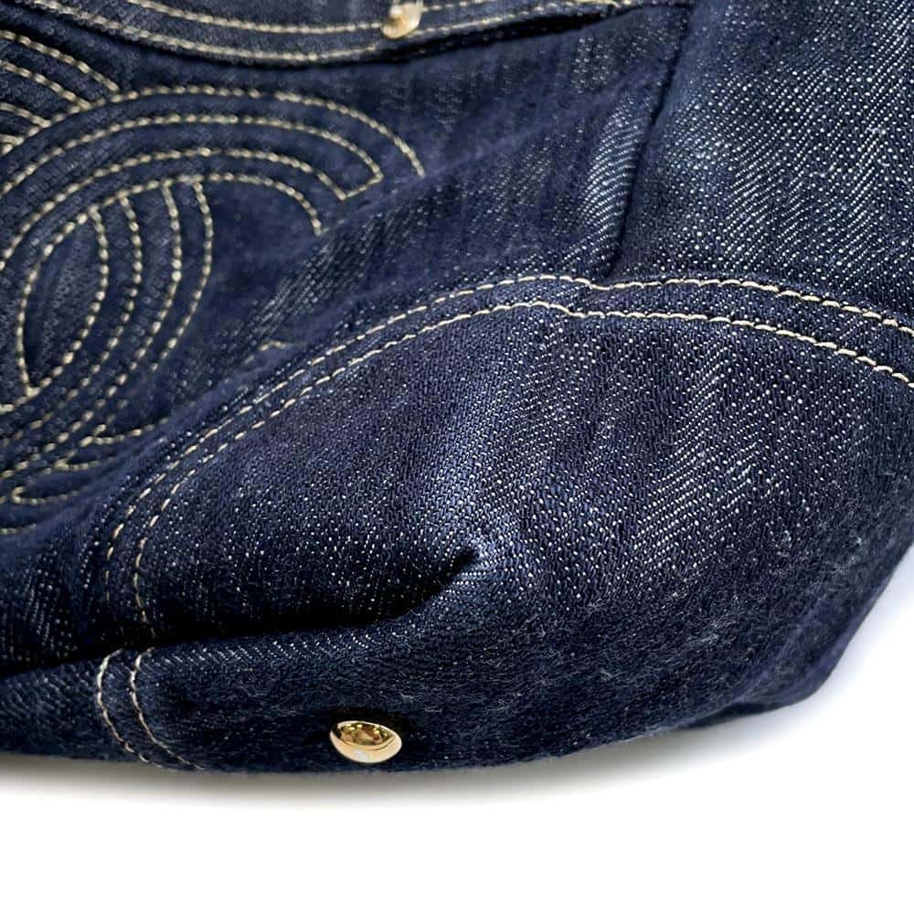 CHANEL Sparkling denim tote Blue A31985 Denim