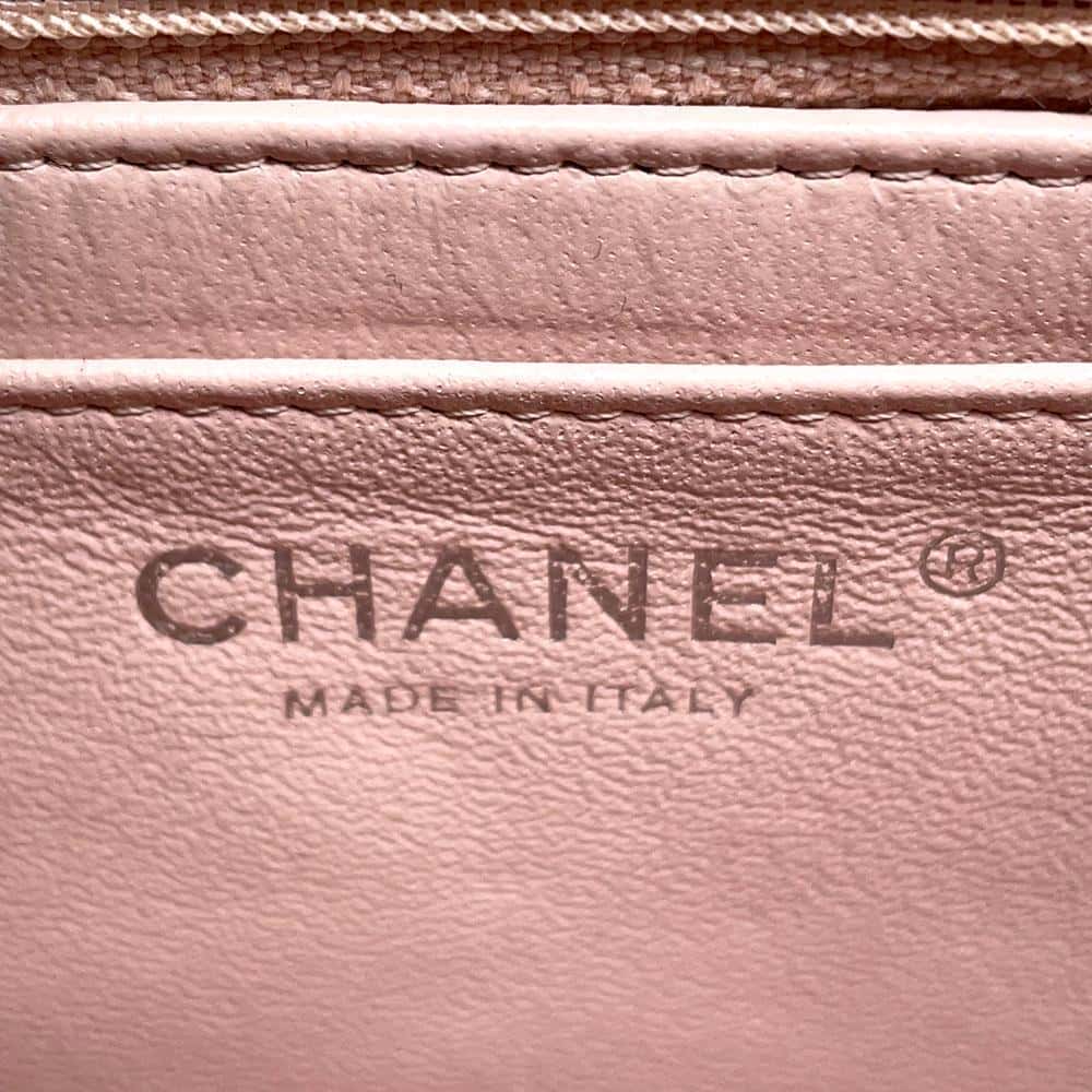 CHANEL Mini Matelasse ChainShoulder Bag Baby Pink A35200 Caviar Leather Size Mini