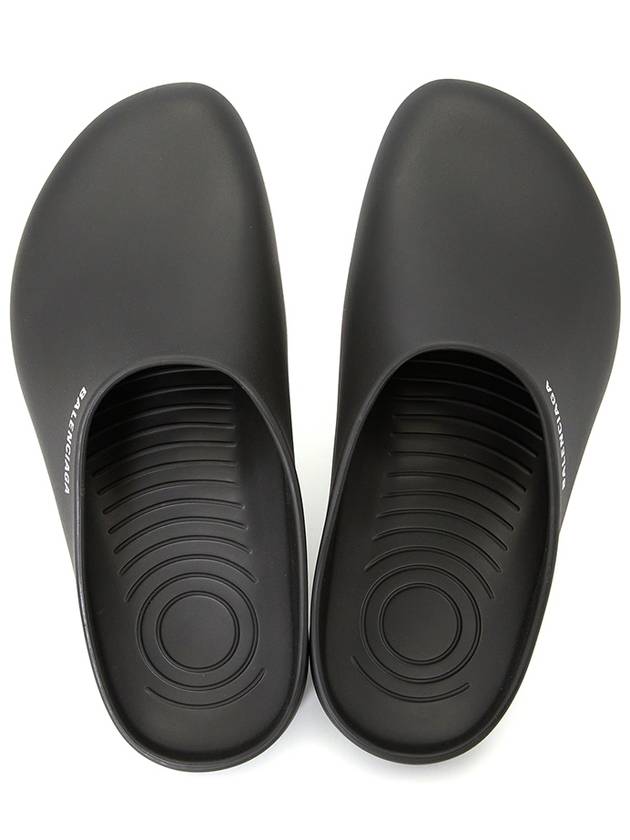Luxury Balenciaga  Logo Pool Closed Mule Black