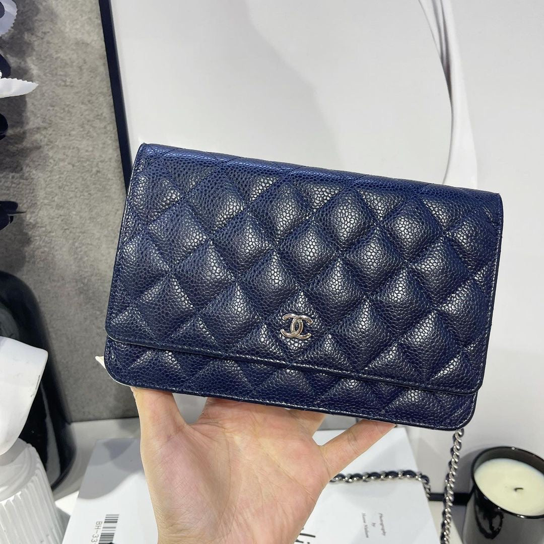 Caviar Wallet on Chain Navy Blue SHW