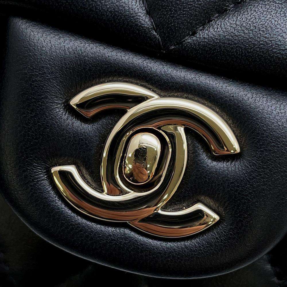 CHANEL Mini Matelasse Top Handle Black AS2431 Lambskin Size 20