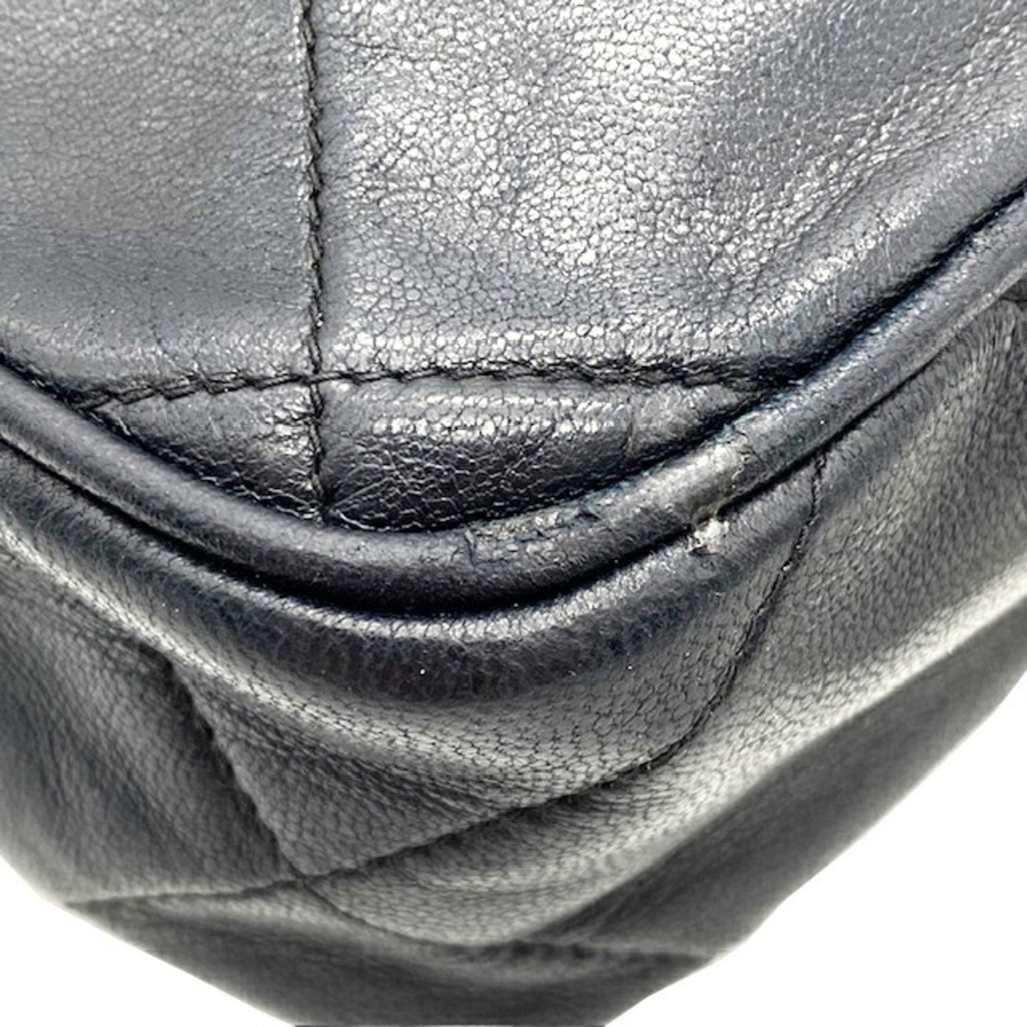 CHANEL Shoulder Bag