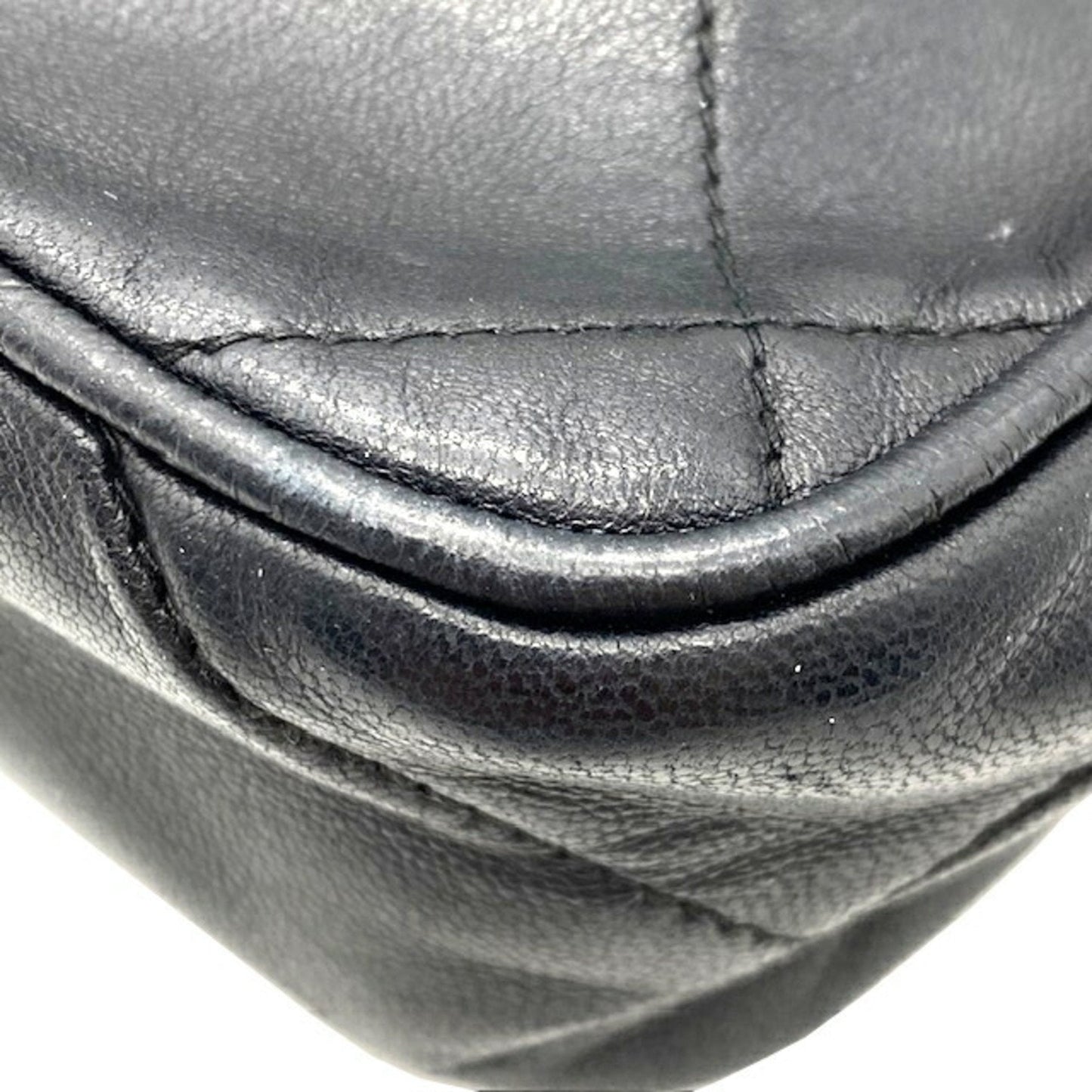 CHANEL Shoulder Bag