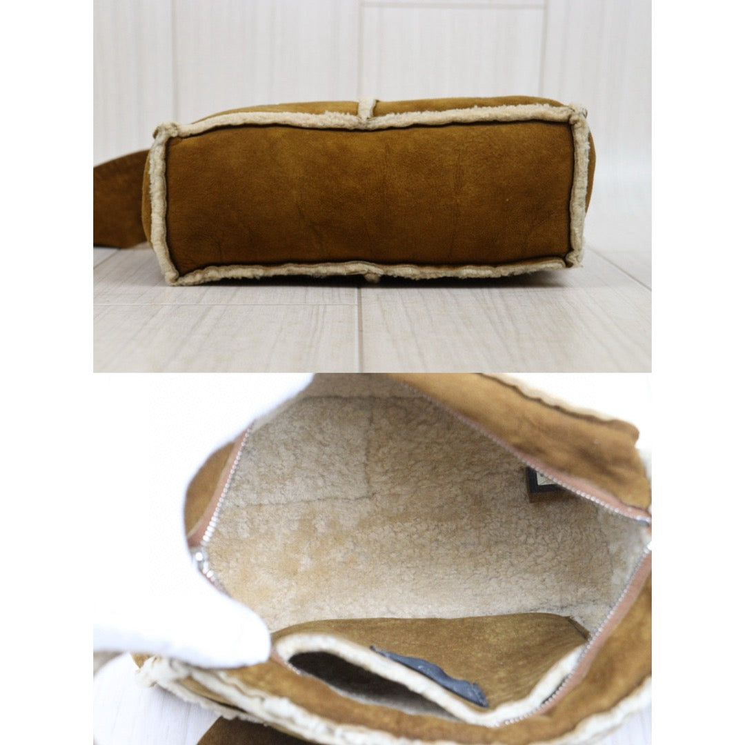 Good ( Rank AB)｜ CHANEL Suede Teddy Wool Shoulder Bag Brown Made In 2000-2002Year｜25051323