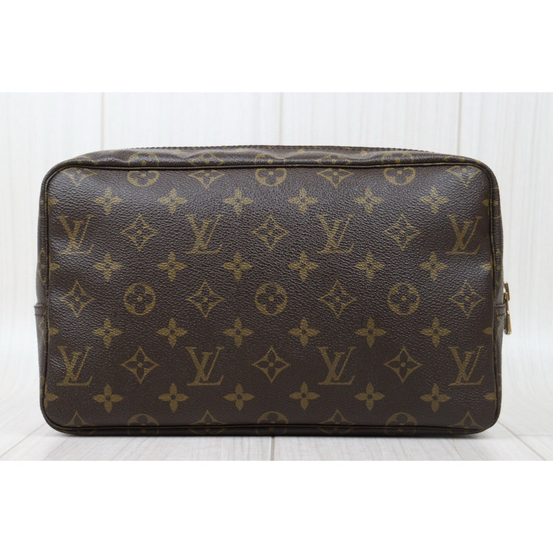 Good ( Rank AB)｜ LV Truth Toilet 28 Monogram Makeup Pouch｜Q25013120