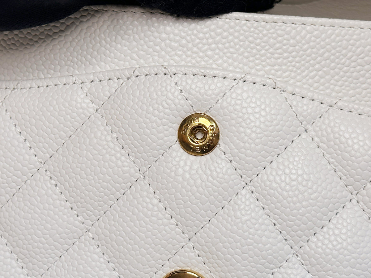 Chanel White Caviar Medium Classic Double Flap Bag 1350 holo card