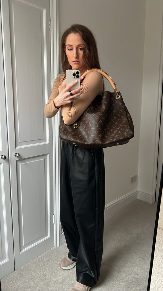 Louis Vuitton Artsy MM Monogram