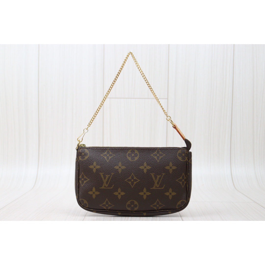 Very Good ( Rank A)｜ LV Monogram Pochette Accessoires ｜VT25030107