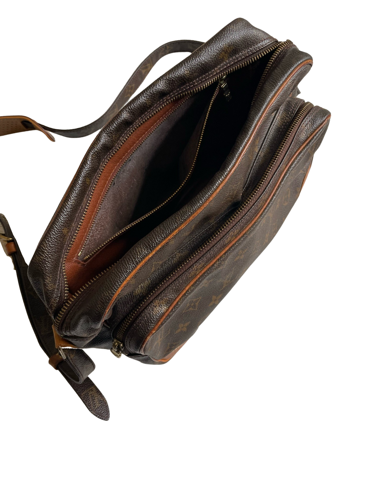 Louis Vuitton Nil MM Monogram
