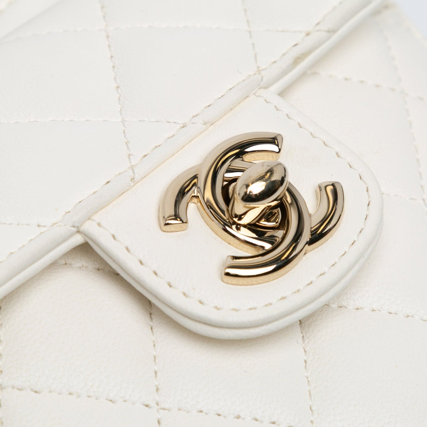White Chanel Mini Lambskin CC in Love Heart Crossbody