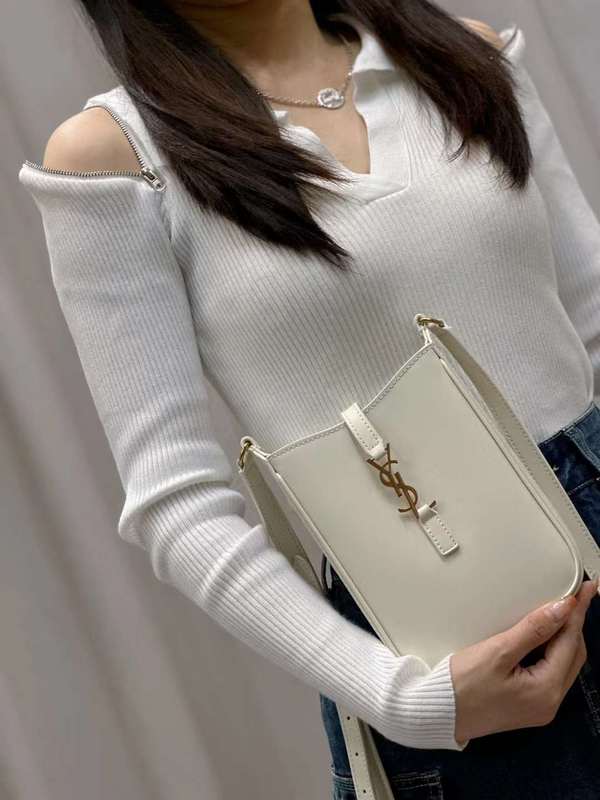 Yves Saint Laurent - Bags - The Wells Bags  622