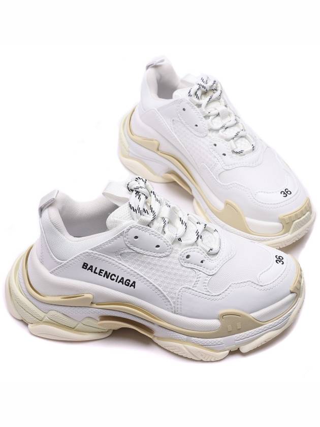 Luxury Balenciaga  Triple S Low-Top Sneakers White