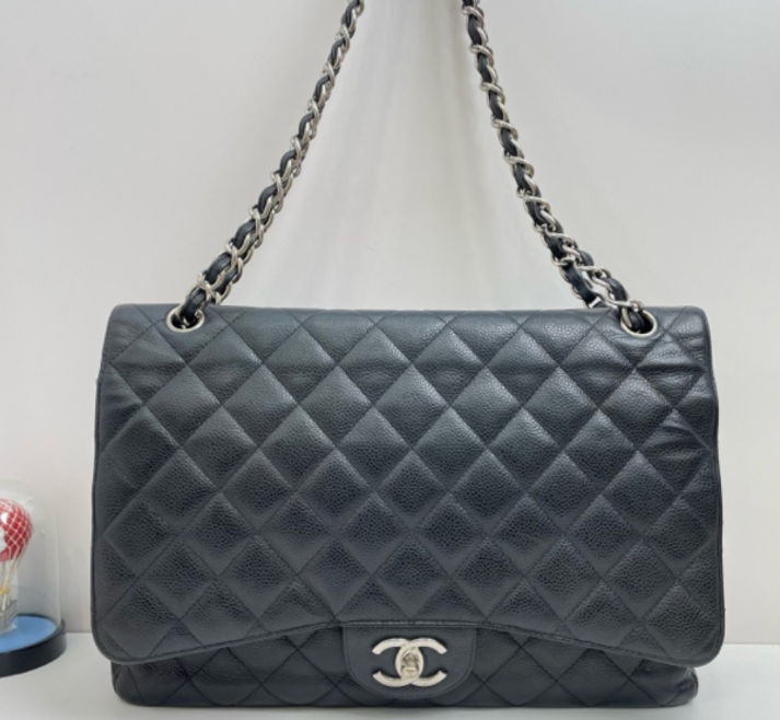 Chanel Classic Flap CF Maxi Bag Black 010152100015
