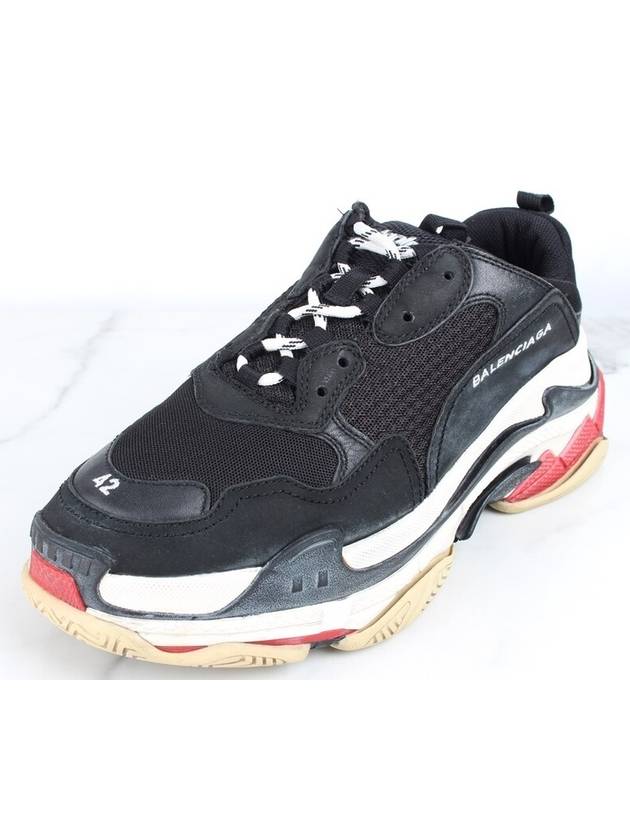 Luxury Balenciaga  Triple S black red sneakers 41 5 265