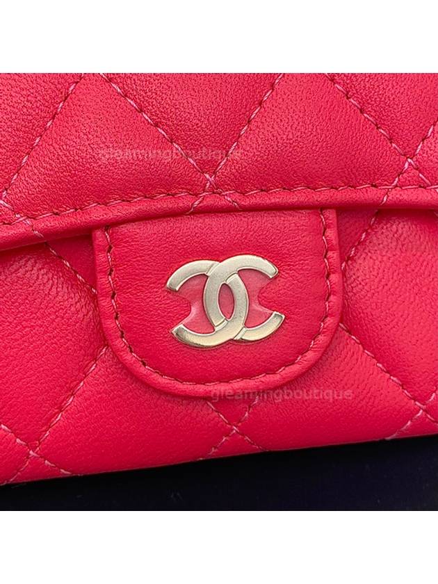 Gold Hardware CC Logo Classic Lambskin Flap Card Wallet Red Champagne Chanel