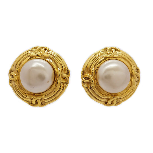 Chanel Earring 1 vs Coco G 93A Vintage Accessories Fashion  Small Earrings