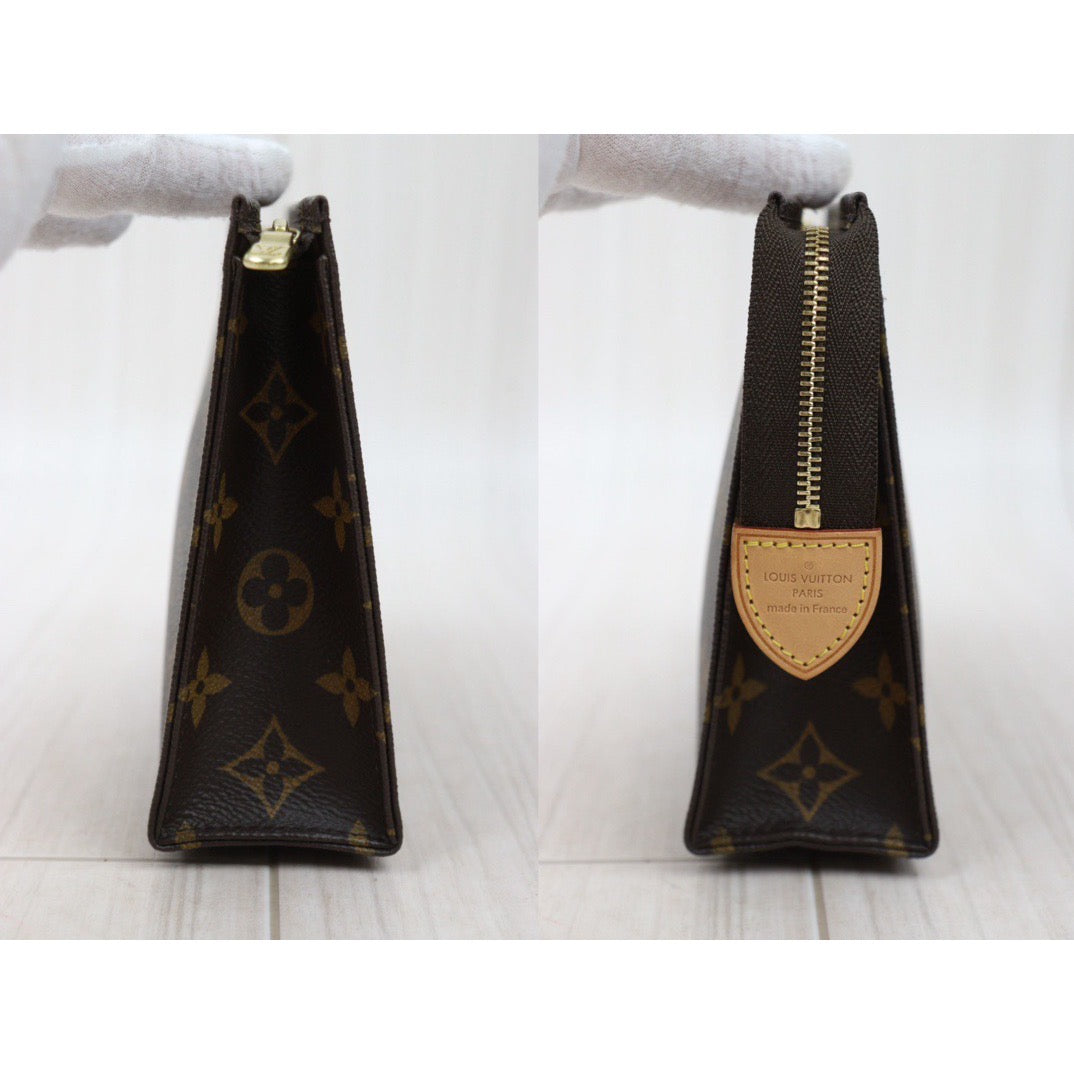 Rank A ｜ LV Monogram Pochette Toilette 19 ｜24050903