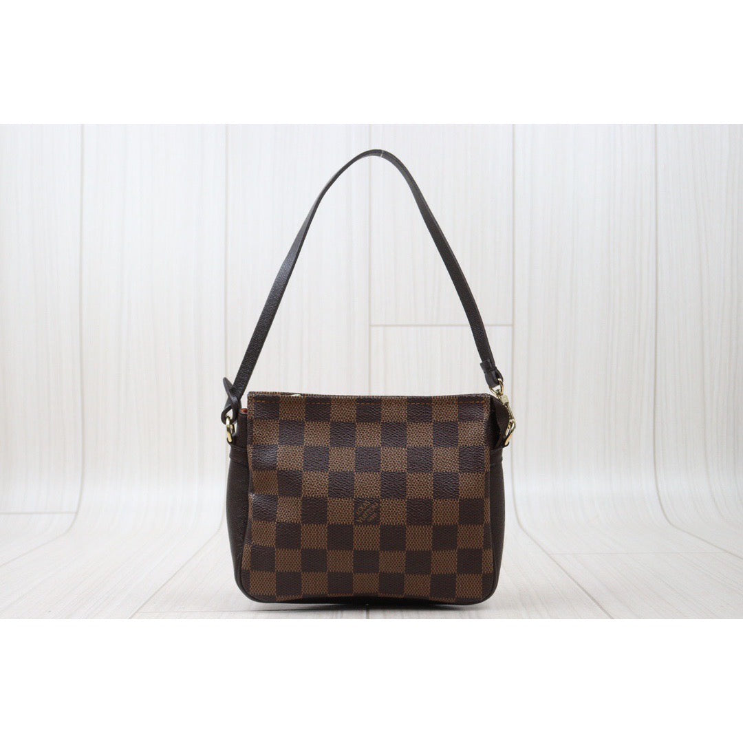 Rank AB ｜ LV Damier Truth make up ｜24060611