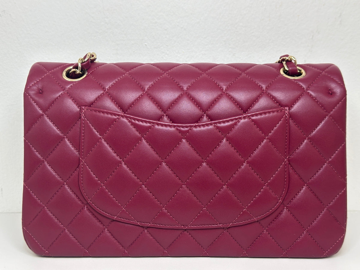 CHANEL MEDIUM 21A CLASSIC DOUBLE FLAP BAG LAMBSKIN DARK RED LGHW ULLK microchip