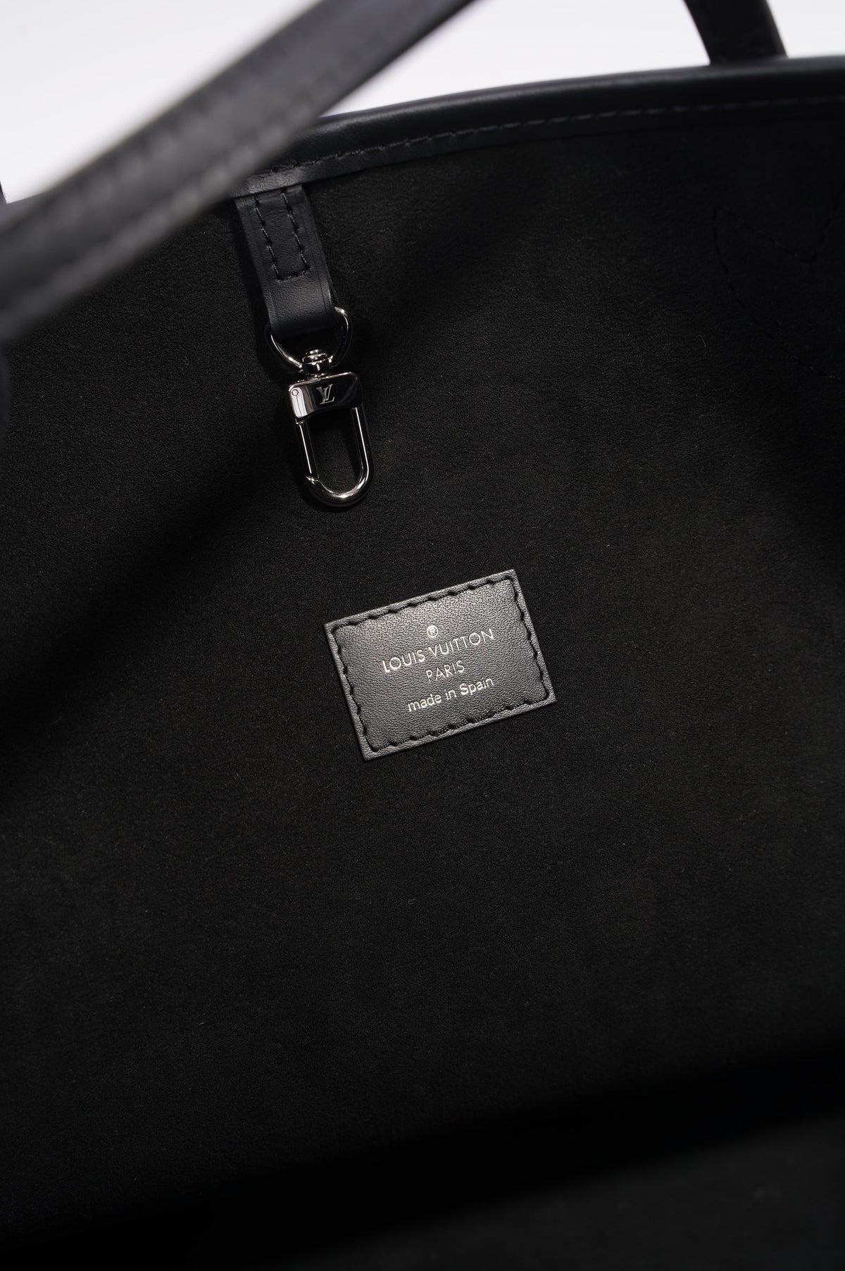 Louis Vuitton Neverfull Black Epi Leather MM