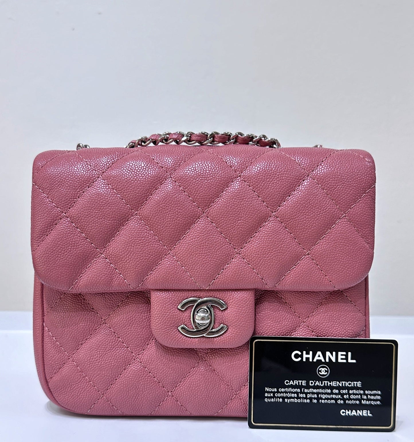 CHANEL Caviar Quilted Small Urban Companion Flap Pink