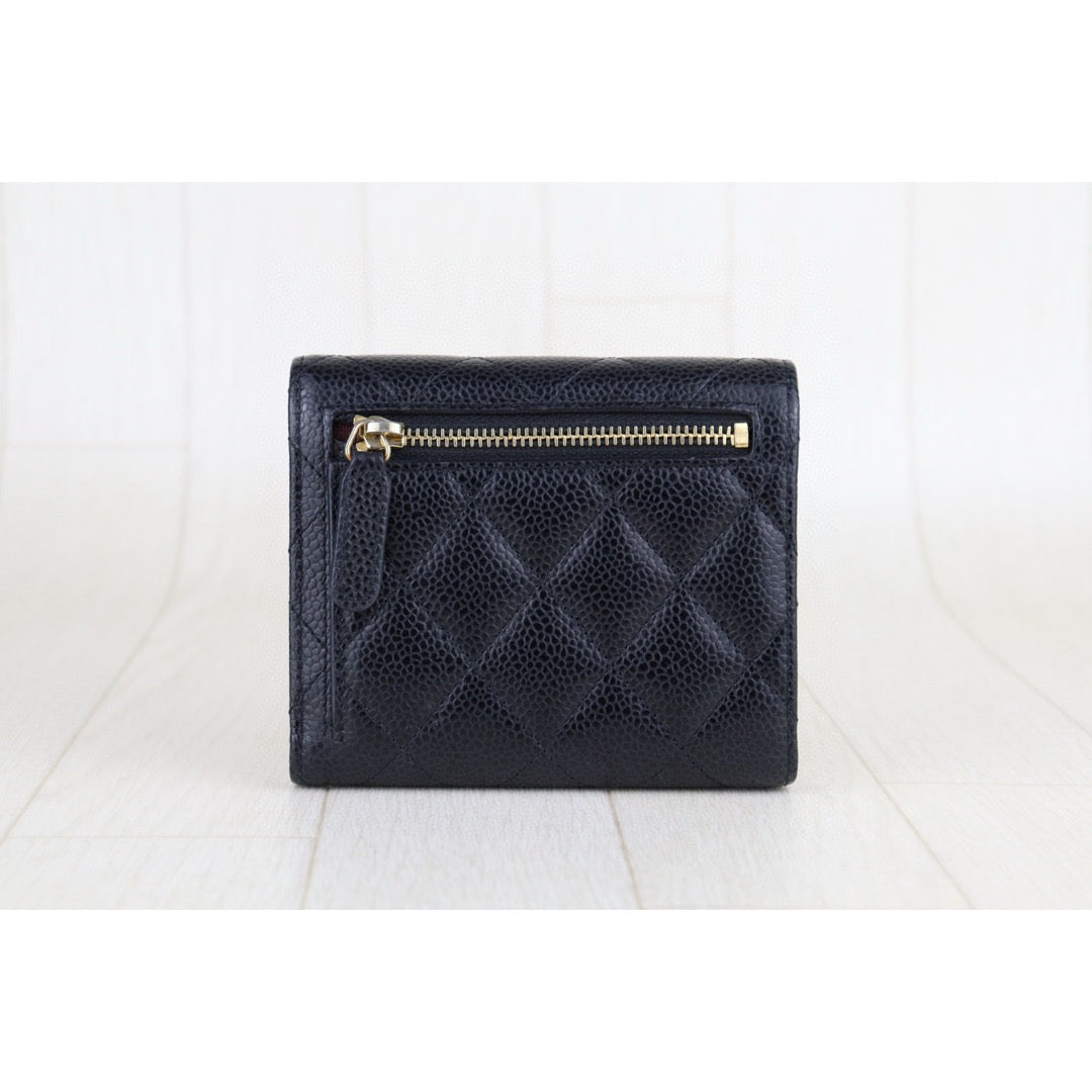 Very Good ( Rank A) ｜CHANEL Caviar Skin Leather Calf Leather  Wallet Black Made In 2018 Year｜S25011001