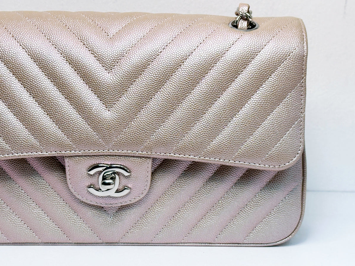 Chanel Medium Classic Chevron Caviar Double Flap Rose Gold SHW 24769 holo card