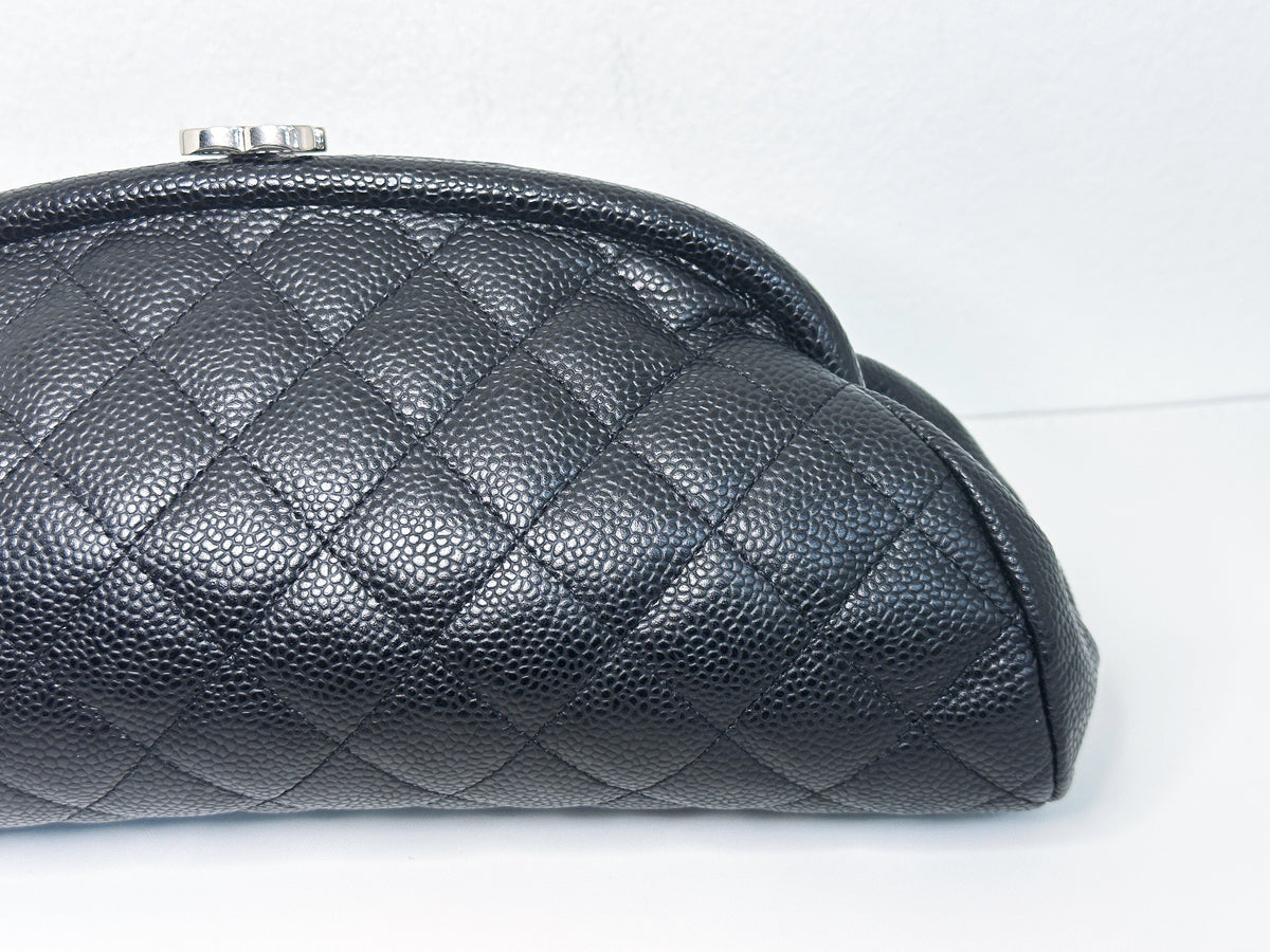 Chanel Quilted Timeless Kisslock Clutch Black Caviar holo 1193
