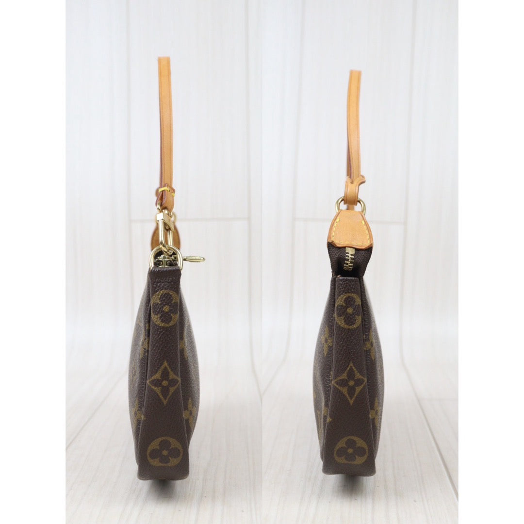 Rank AB ｜ LV Monogram Pochette Accessoires Vintage Model ｜V24071113