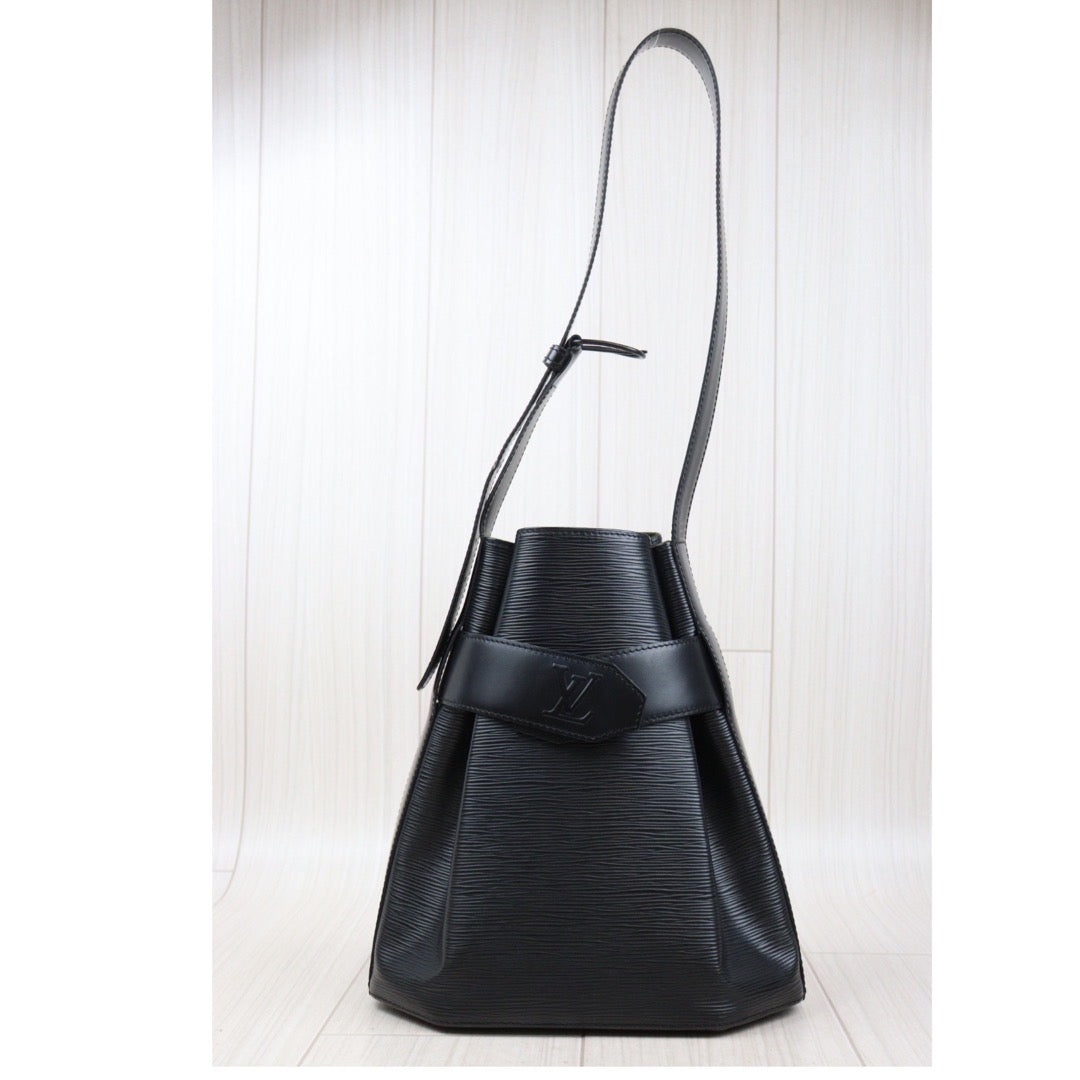 Rank A ｜ LV Epi Sack de Paul Shoulder Bag｜24041121