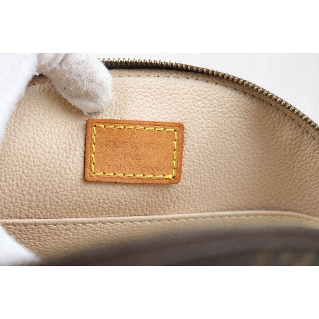 Rank A ｜LV Monogram GM Pochette Cosmetics｜24080903
