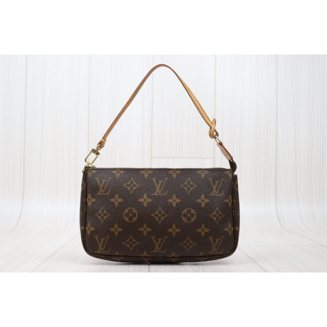 Good ( Rank AB)｜LV Monogram Pochette Accessoires ｜25031301