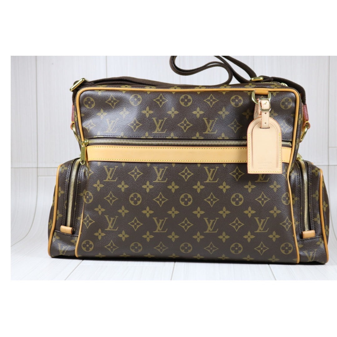 Excellent（Rank SA）｜ LV Monogram Sack Squish Shoulder Bag ｜S24032702