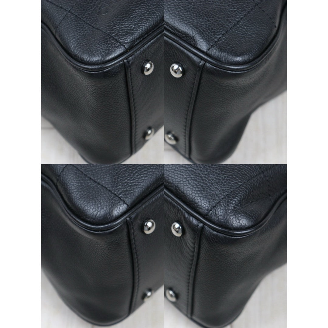 Very Good ( Rank A)｜ CHANEL Calfskin Choco Bar Handbag Black Made in 2003-2004 Year｜P25062706