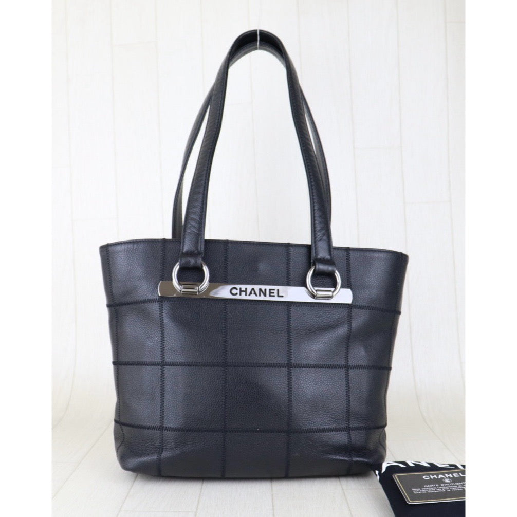 Good ( Rank AB) ｜ CHANEL Caviar Skin Shoulder Bag Made in 2005-2006 Year｜H25021209